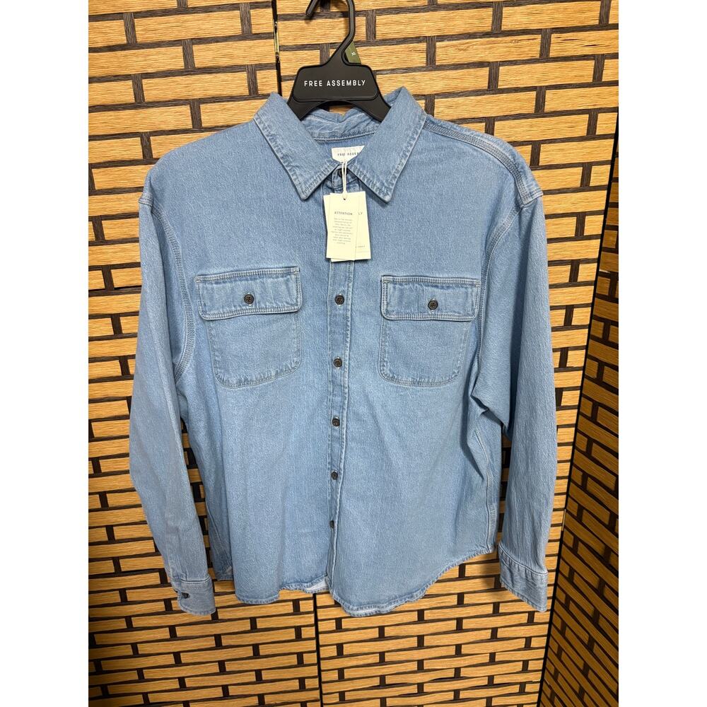 Free Assembly Denim Button Down Men‎ Size XL